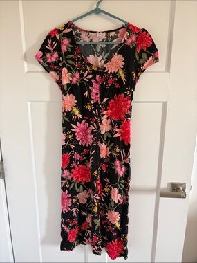 Old Navy Black Floral Scoop-Neck Dress